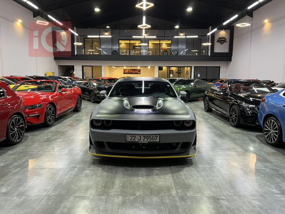Dodge Challenger